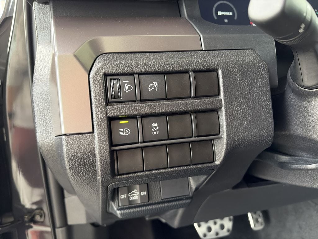 2025 Toyota Tacoma TRD Sport - Photo 18