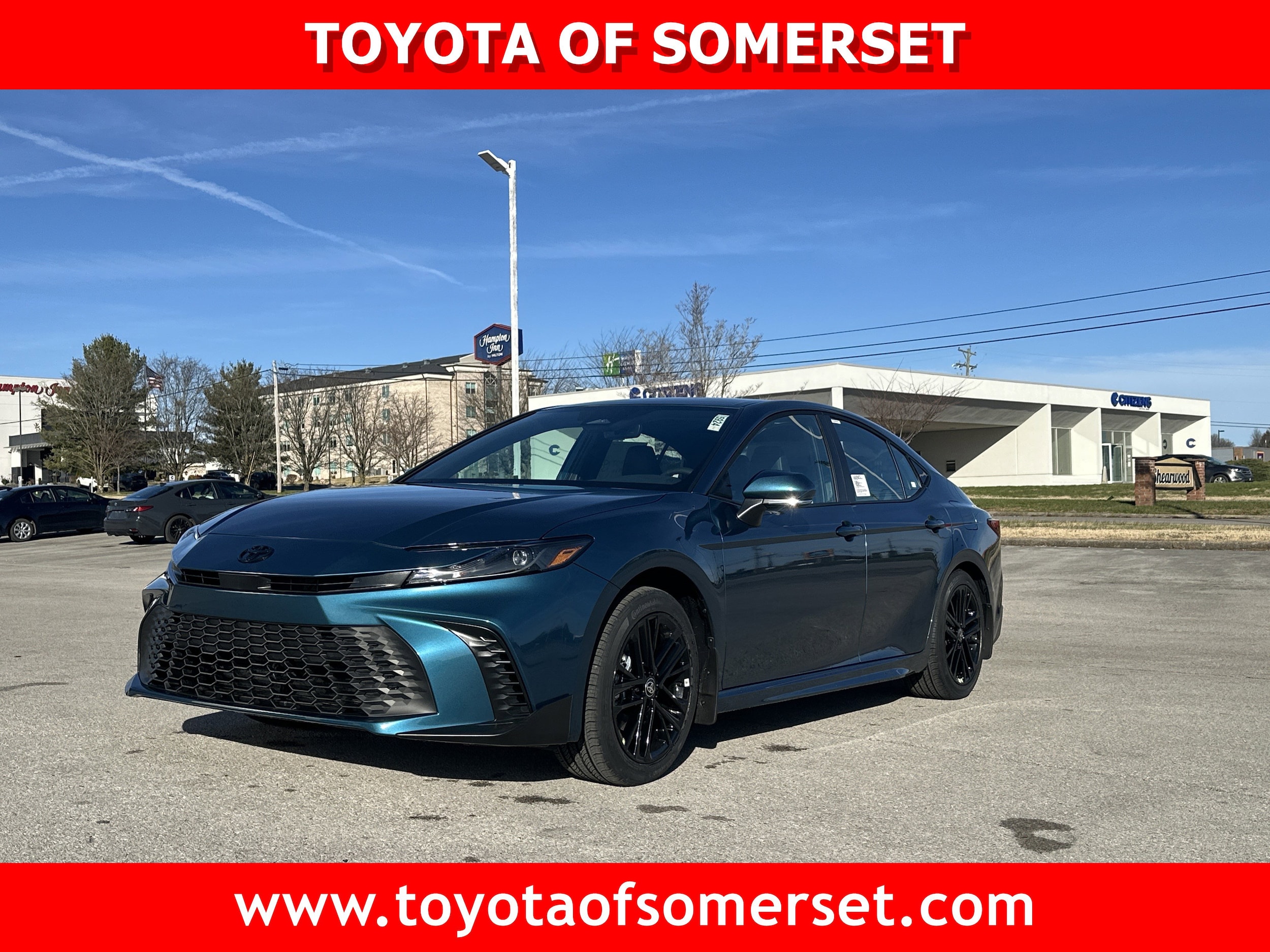 2026 Toyota Camry SE's photo