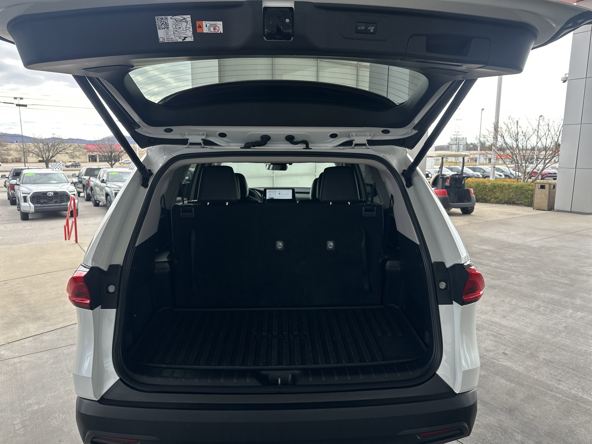 2024 Toyota Grand Highlander Limited - Photo 17