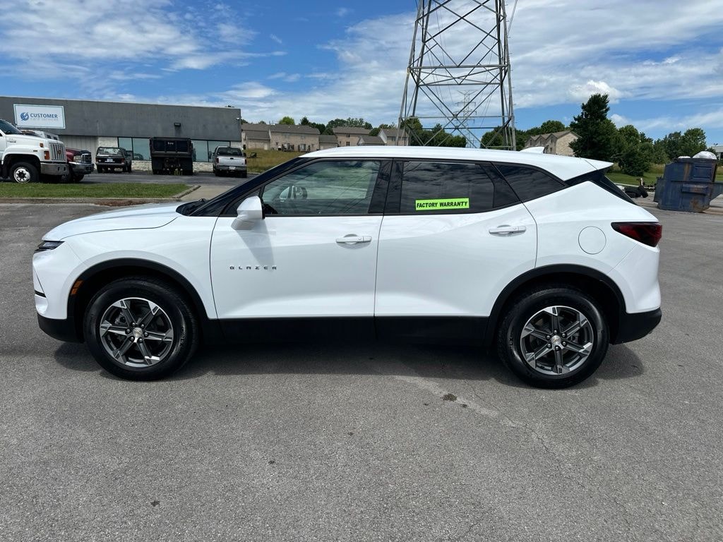 Used 2025 Chevrolet Blazer LT w/2LT SUV