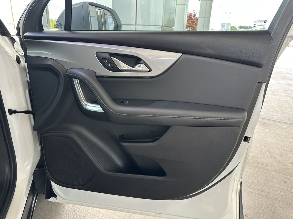 2020 Chevrolet Blazer 2LT - Photo 12