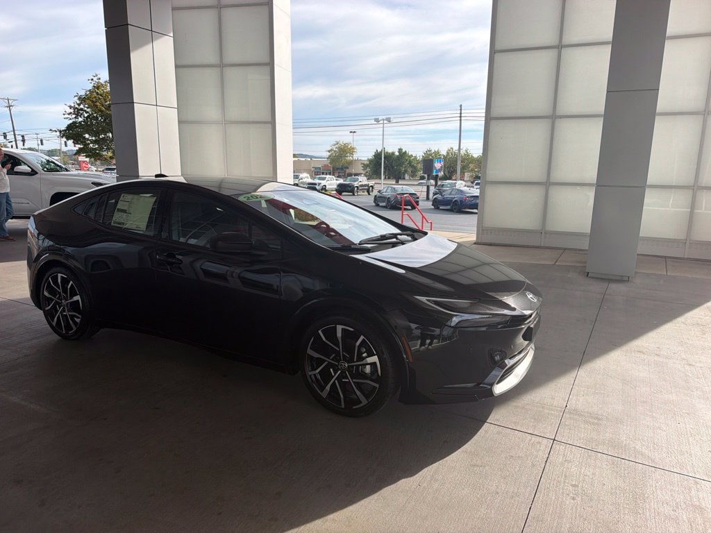 2026 Toyota Prius Plug-in Hybrid XSE Premium - Photo 37