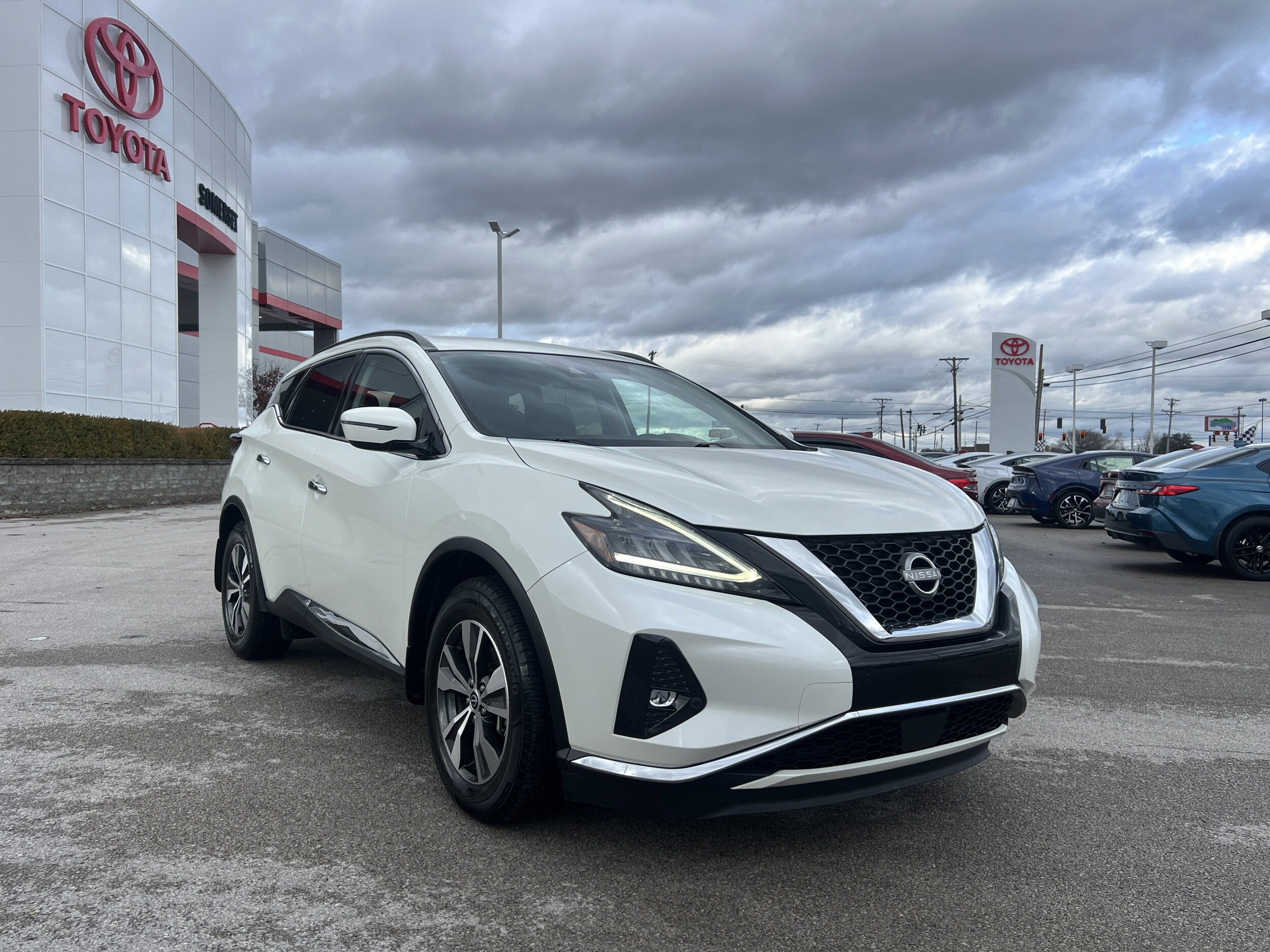 2023 Nissan Murano SV photo 3