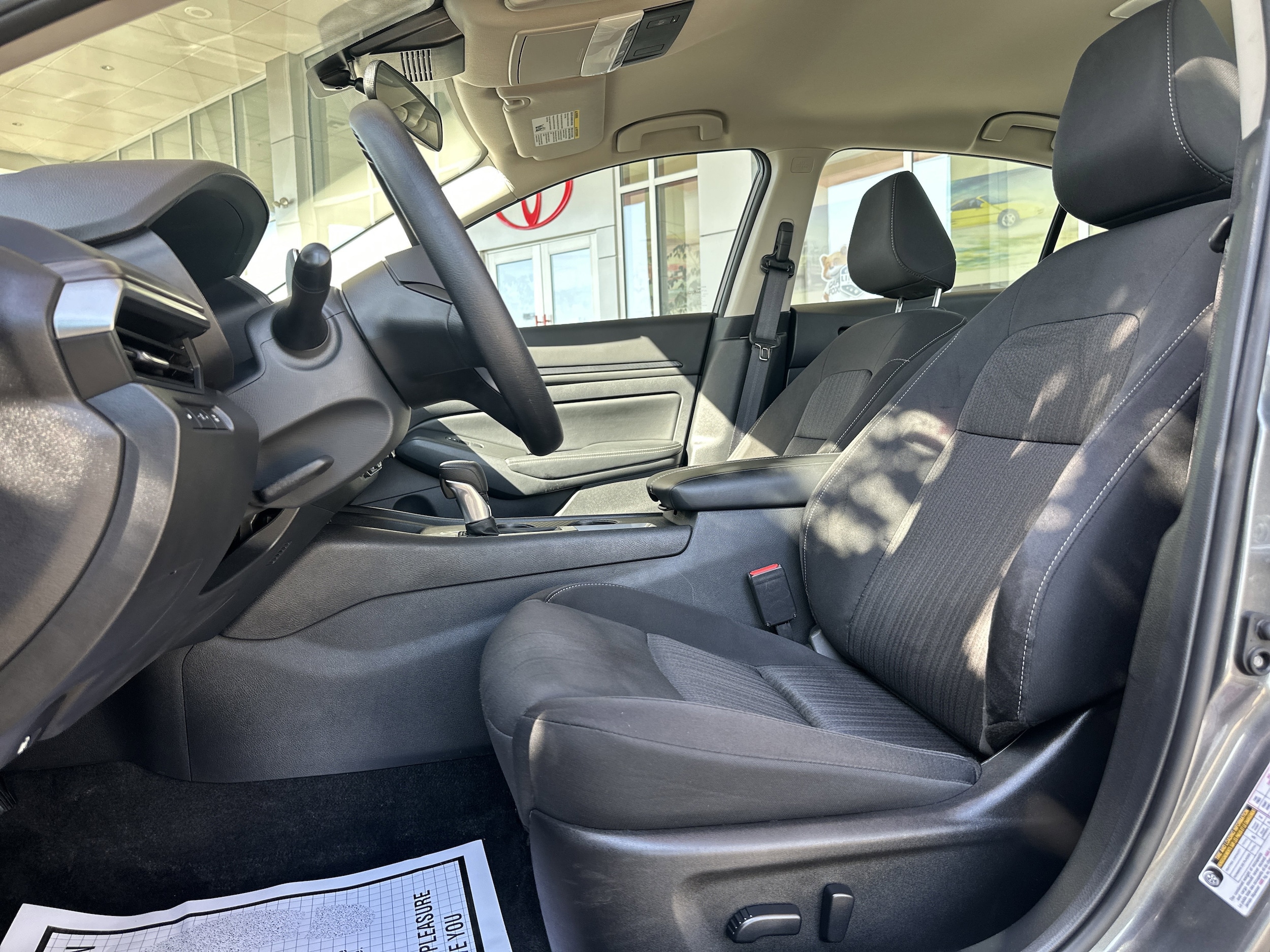 2025 Nissan Altima SV - Photo 11