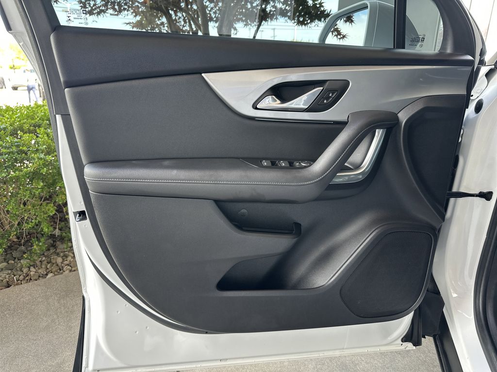 2020 Chevrolet Blazer 2LT - Photo 10