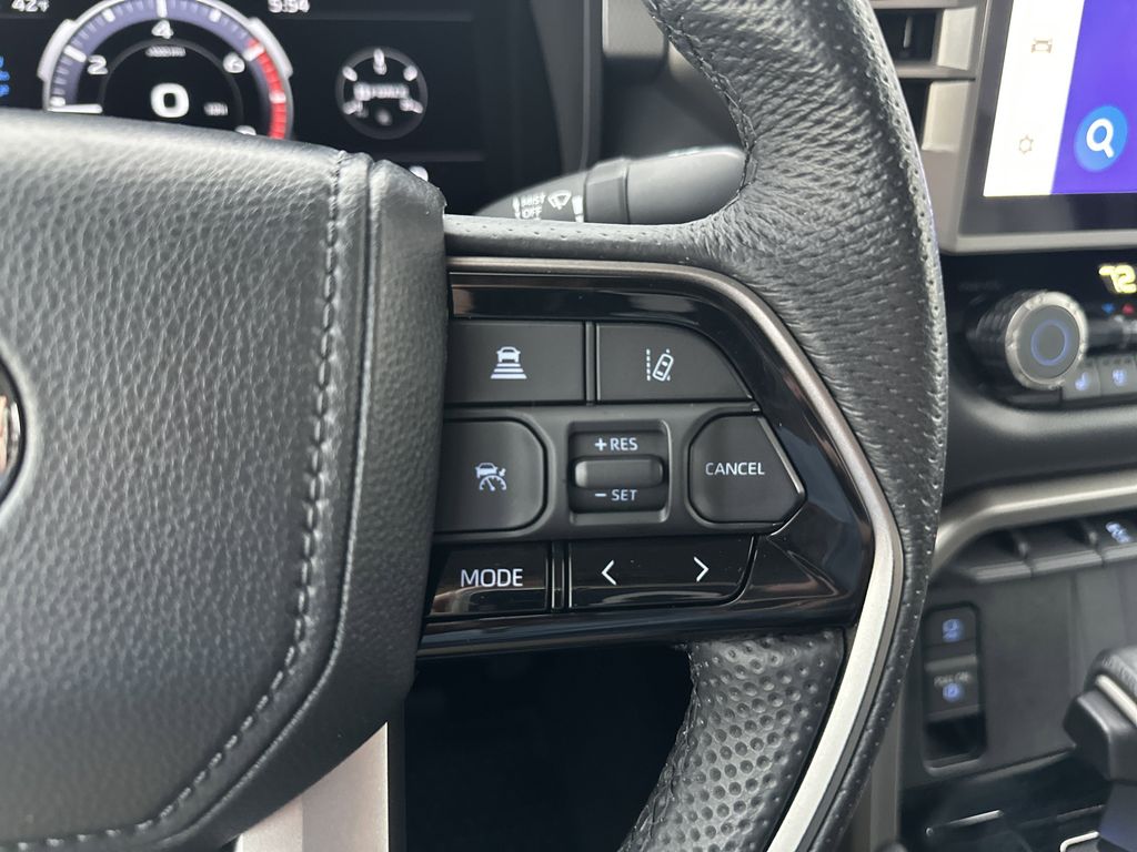2024 Toyota Tundra Limited - Photo 27