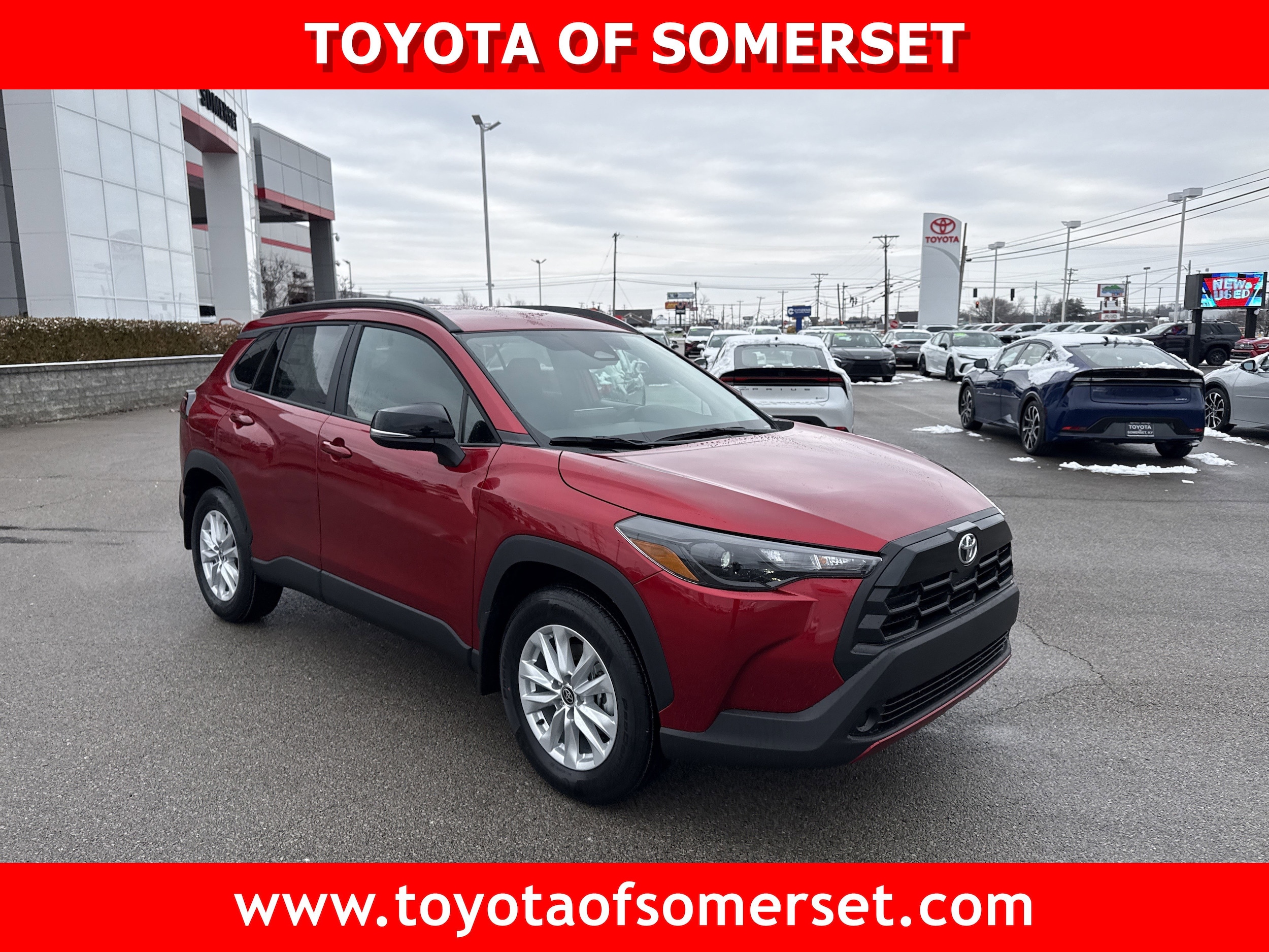 2026 Toyota Corolla Cross LE's photo