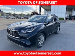 2026 Toyota Highlander Hybrid Platinum SUV