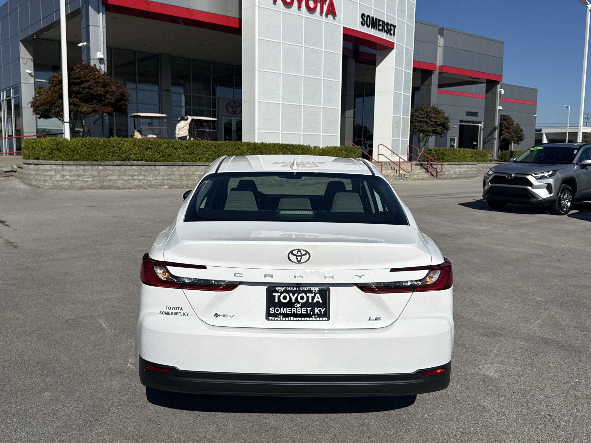 2025 Toyota Camry LE photo 4