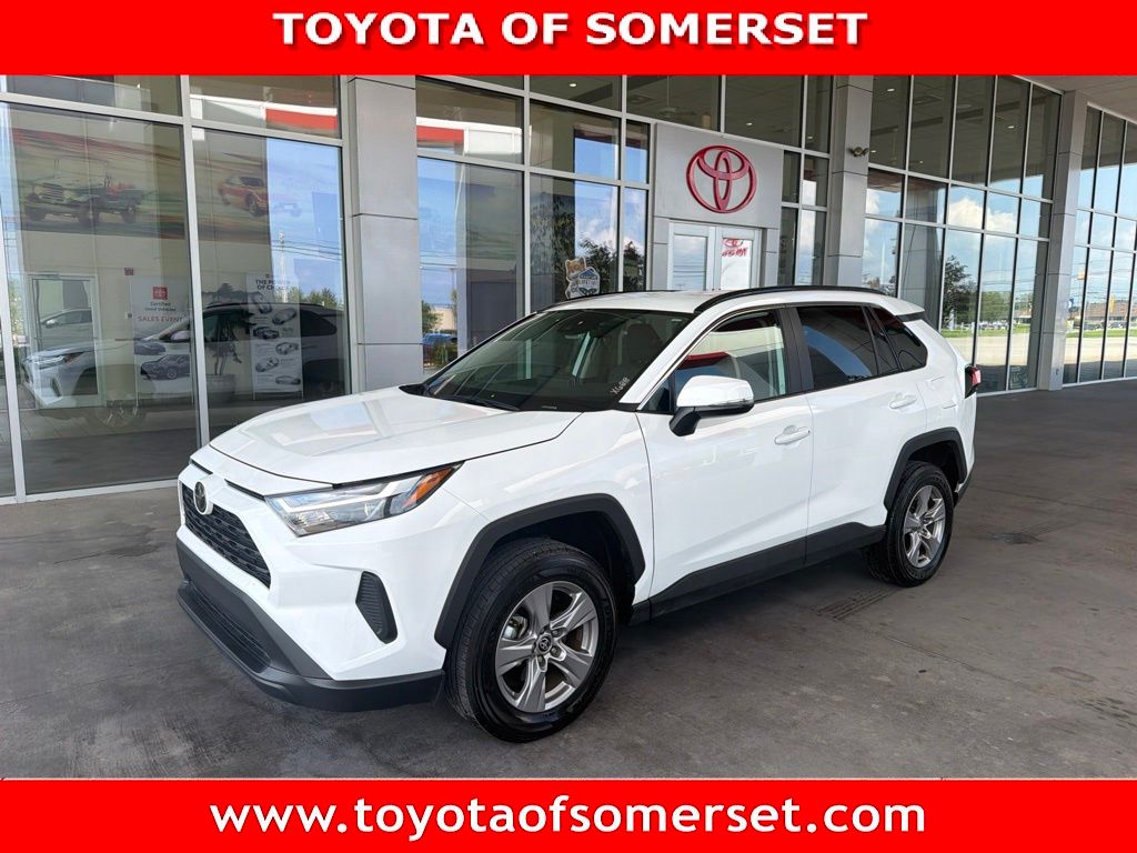 2025 Toyota RAV4 SUV 