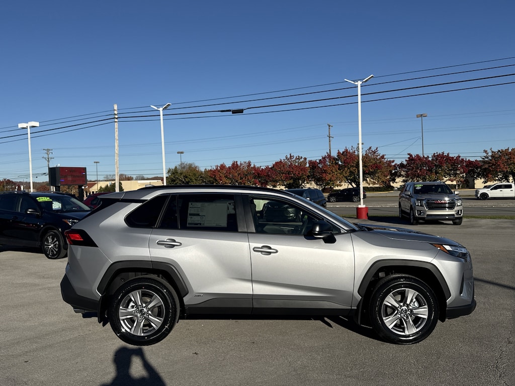 New 2025 Toyota RAV4 Hybrid LE SUV