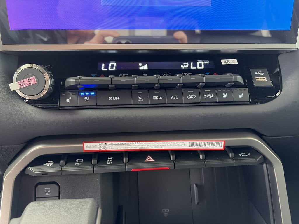 2026 Toyota Tundra Platinum - Photo 32