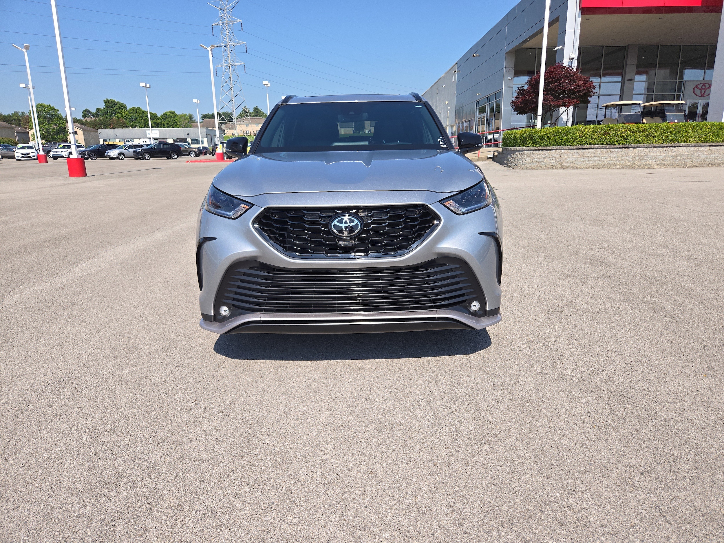 Certified 2022 Toyota Highlander XSE with VIN 5TDLZRBH9NS237536 for sale in Somerset, KY