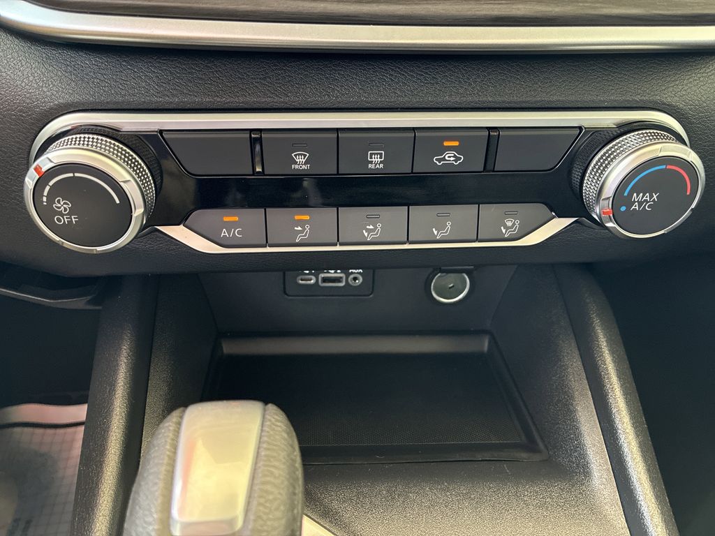 2025 Nissan Altima SV - Photo 32