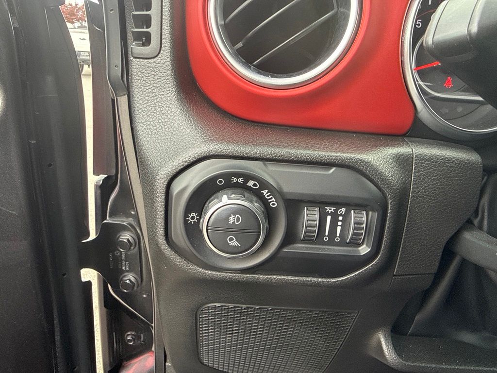 2022 Jeep Gladiator Rubicon - Photo 19