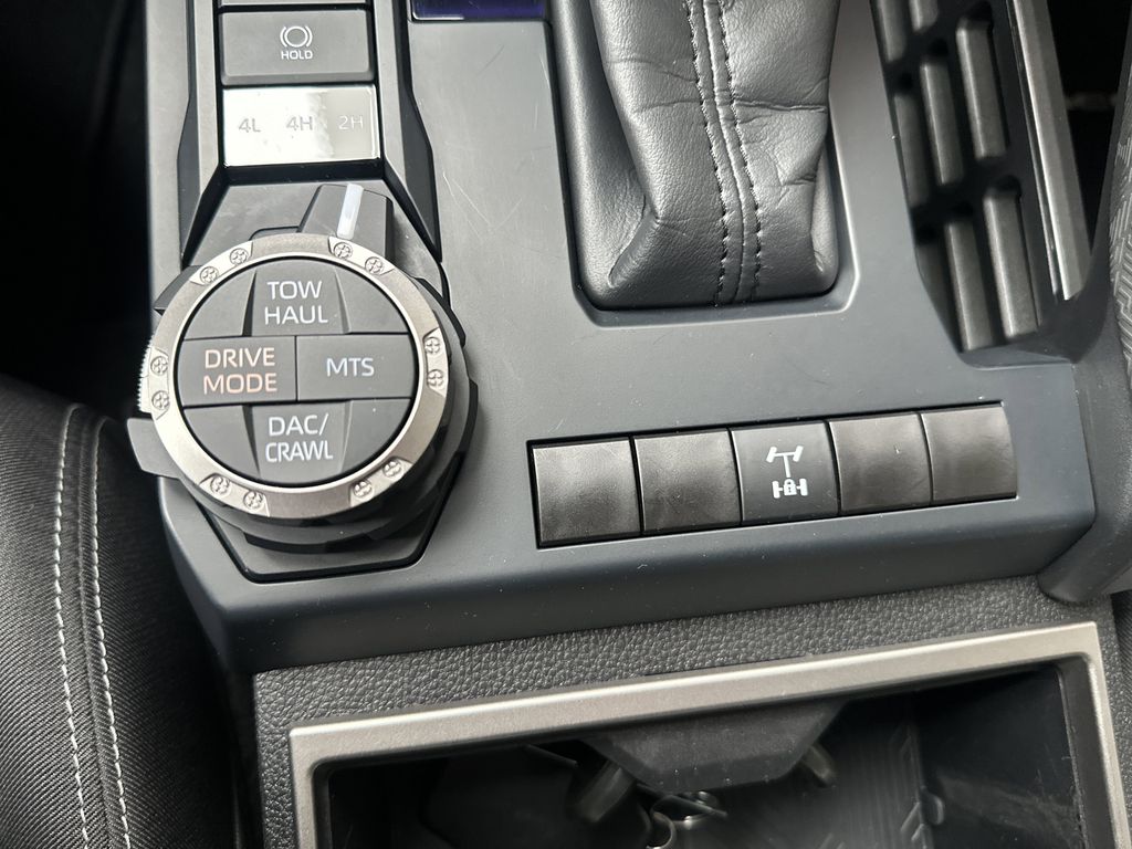 2025 Toyota Tacoma TRD Off Road - Photo 30