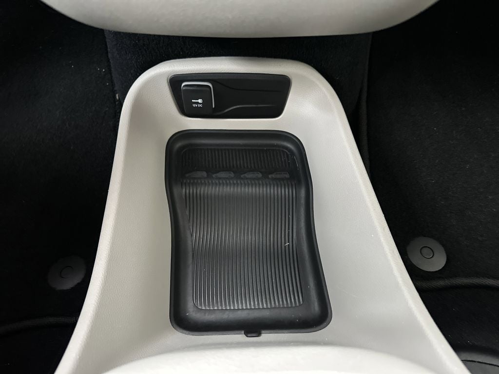 2023 Chrysler Pacifica Hybrid Touring L - Photo 31