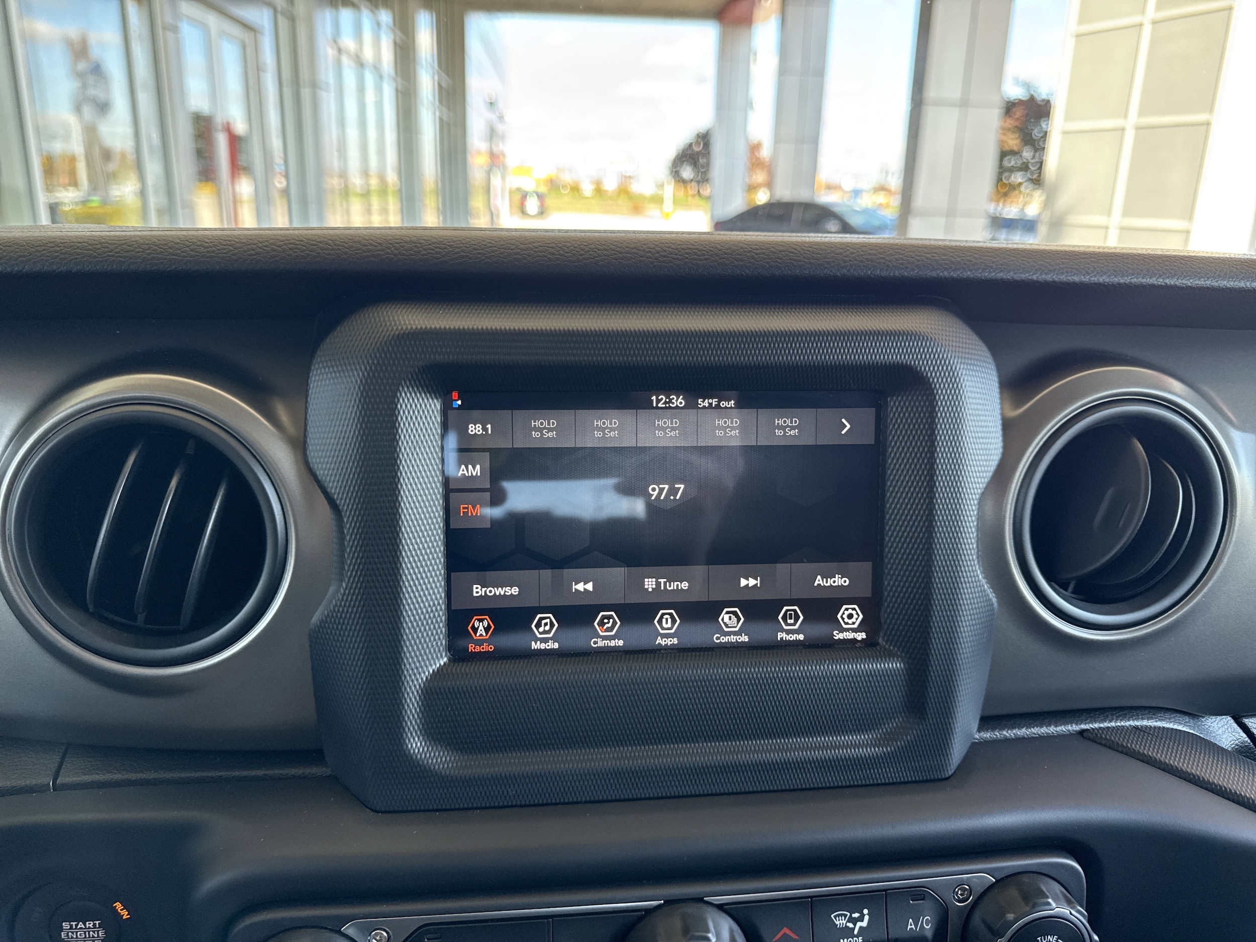 2022 Jeep Wrangler Unlimited Willys - Photo 22