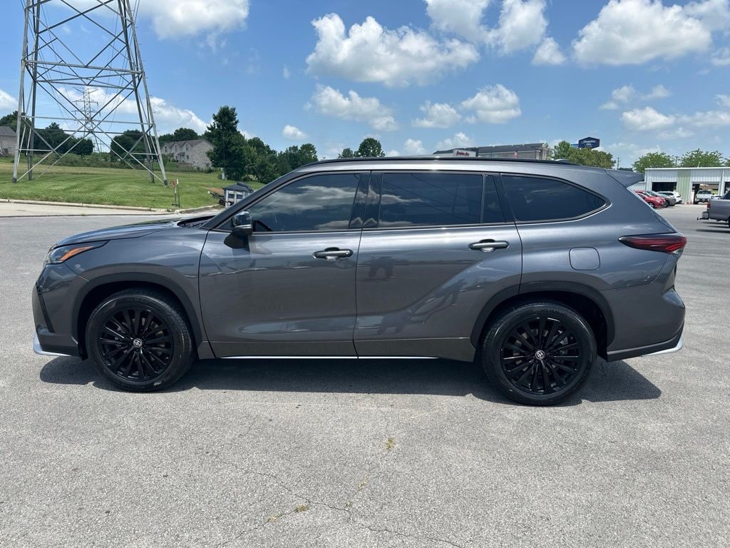 Used 2025 Toyota Highlander XSE SUV