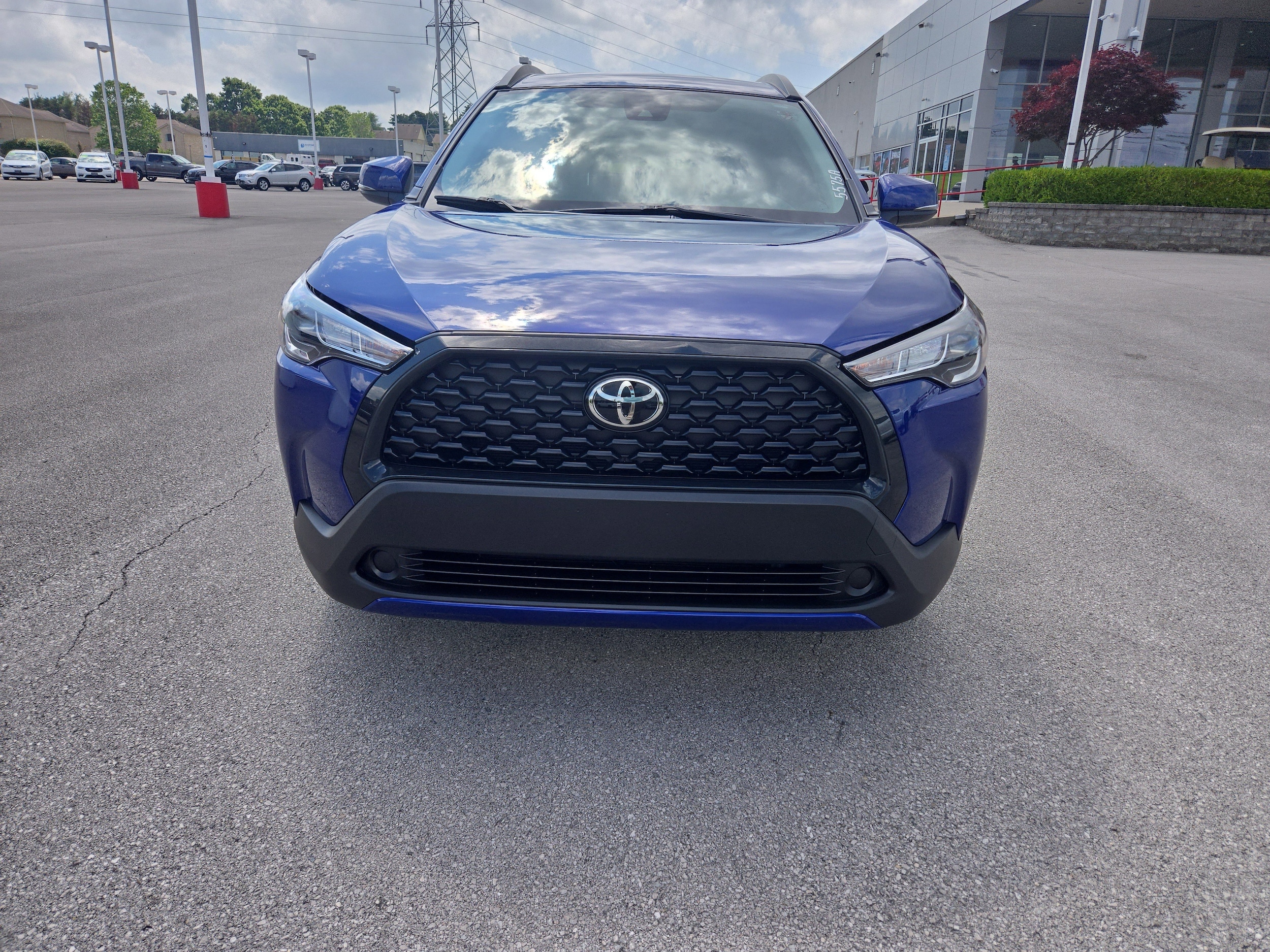 Certified 2022 Toyota Corolla Cross LE with VIN 7MUCAABG9NV008179 for sale in Somerset, KY