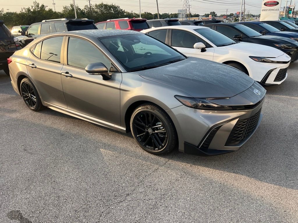 Used 2026 Toyota Camry SE Sedan