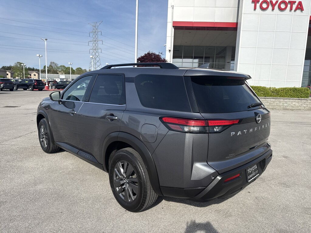 Used 2025 Nissan Pathfinder SV SUV