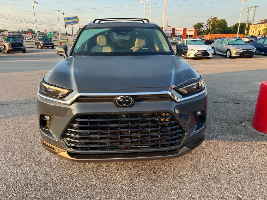Used 2025 Toyota Grand Highlander Platinum SUV