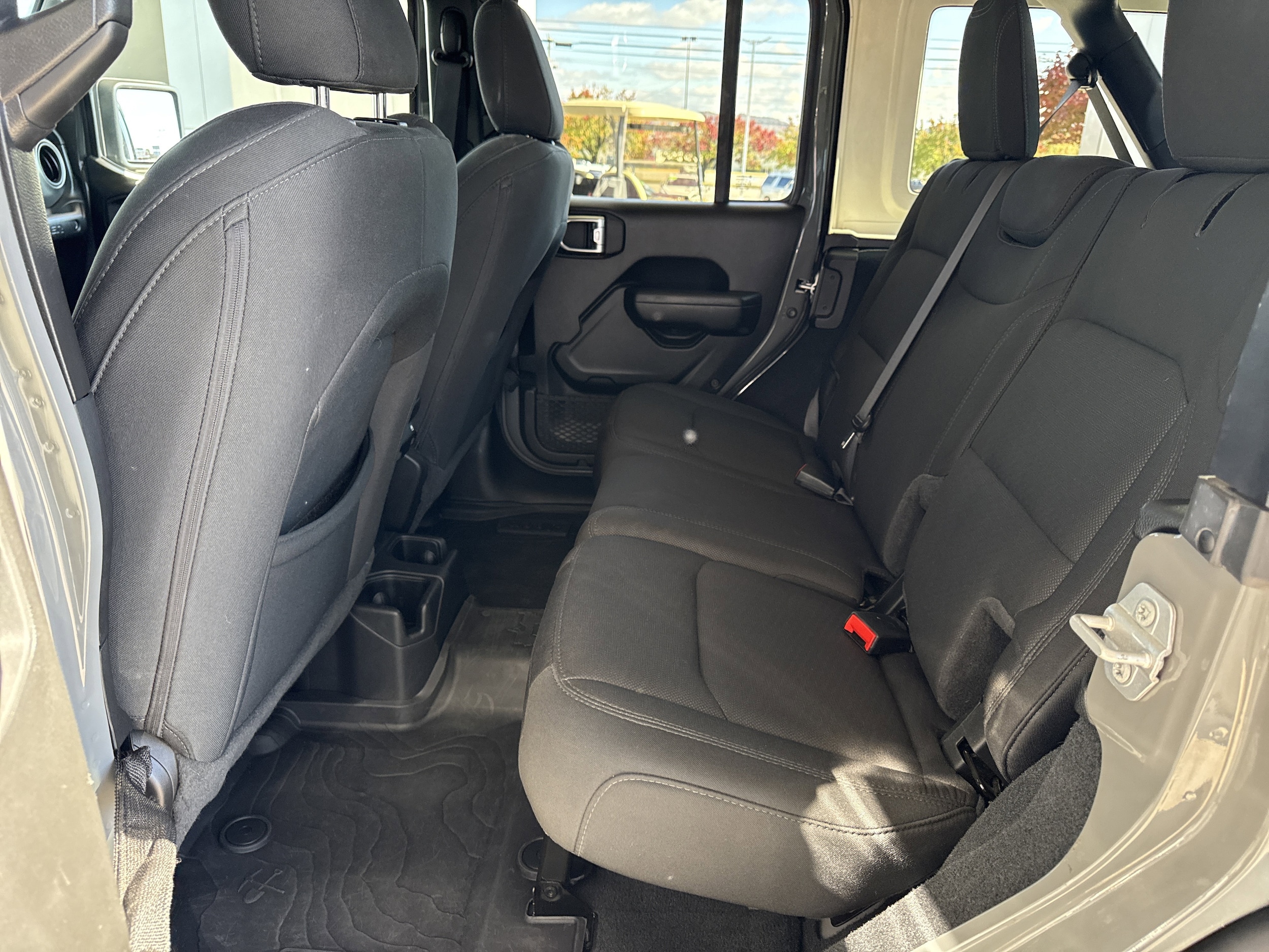 2022 Jeep Wrangler Unlimited Willys - Photo 14