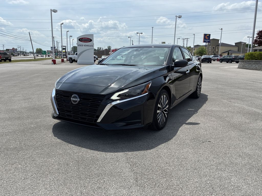 2025 Nissan Altima SV - Photo 10