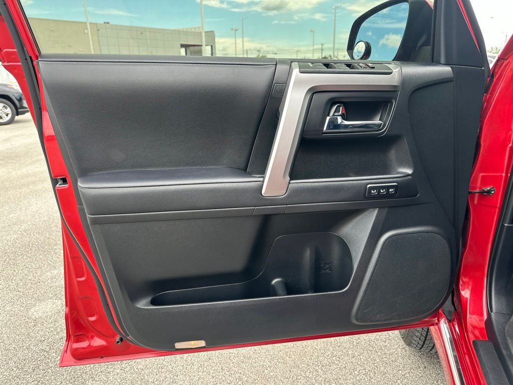 2023 Toyota 4Runner Limited - Photo 10