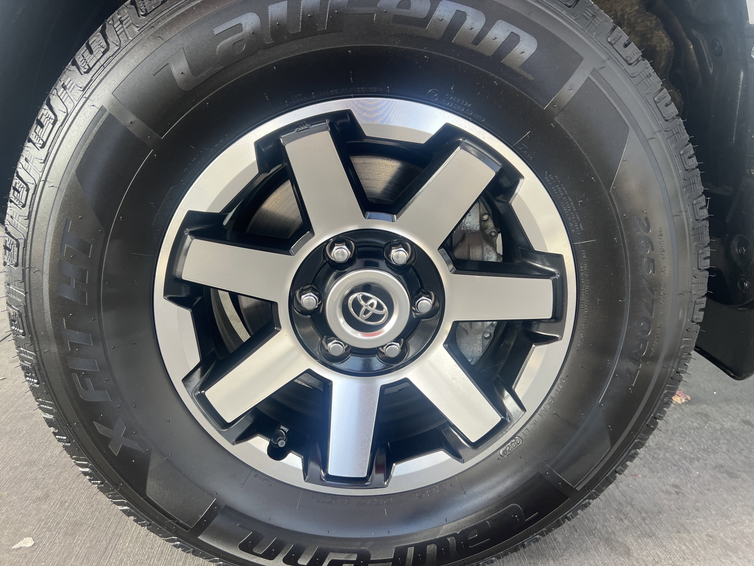 2024 Toyota 4Runner TRD Off-Road - Photo 11