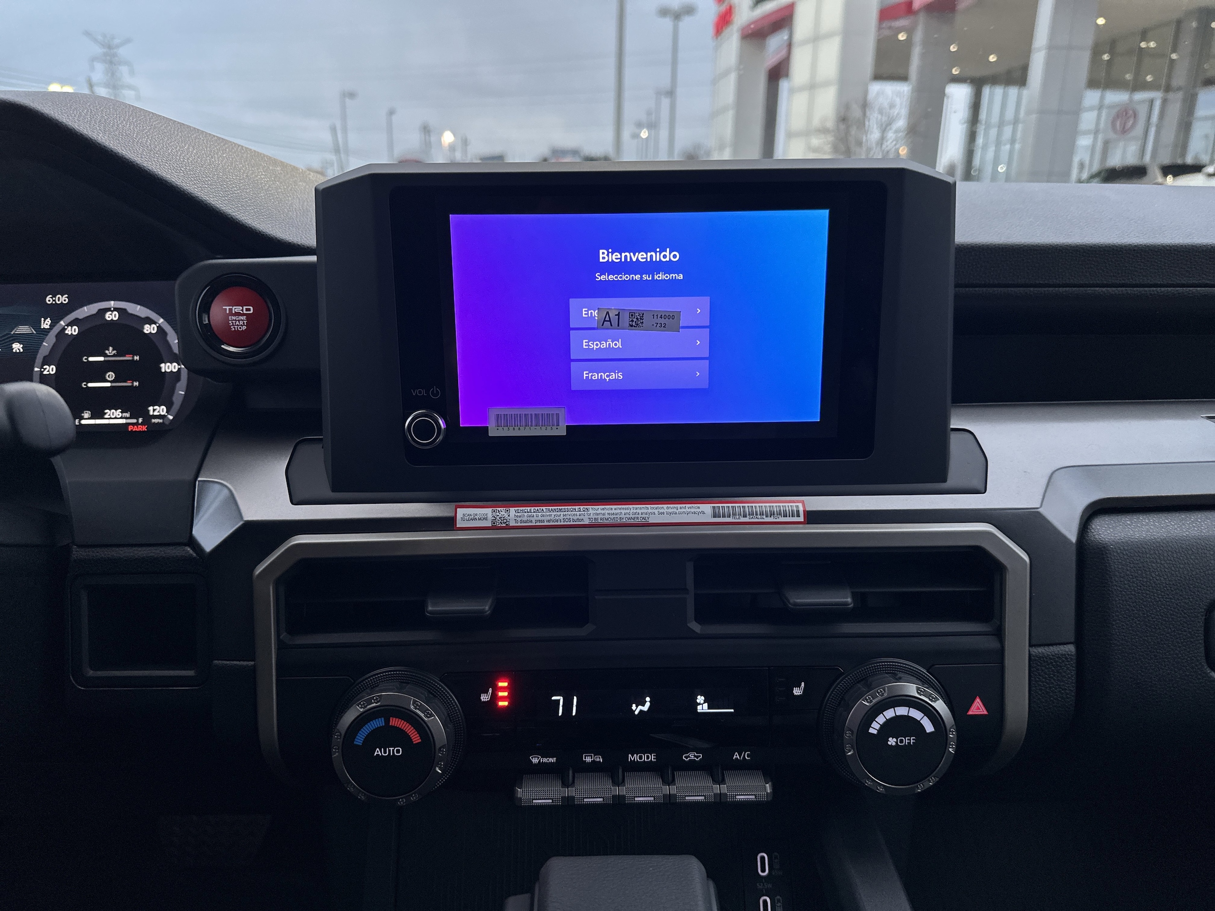 2025 Toyota Tacoma SR5 - Photo 33