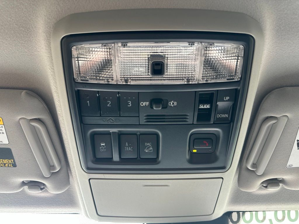 2023 Toyota 4Runner Limited - Photo 38