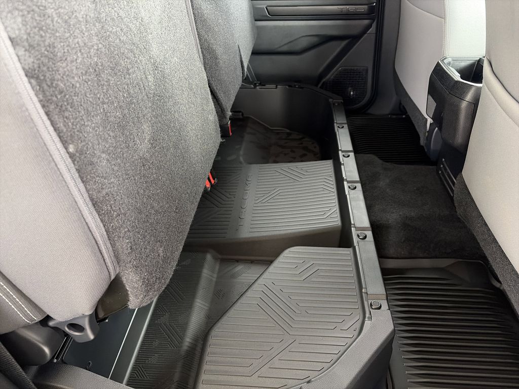 2025 Toyota Tacoma TRD Sport - Photo 23