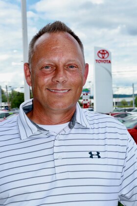 Staff member Stacy Dykes from SALES AND LEASING