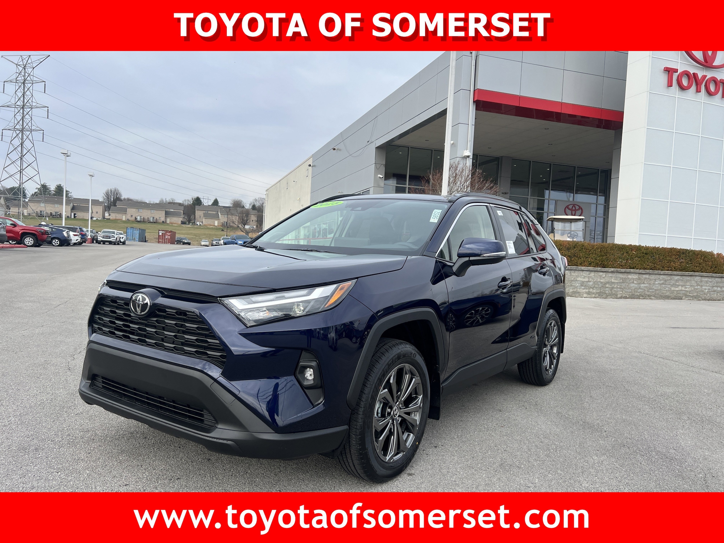 2025 Toyota RAV4 XLE Premium's photo