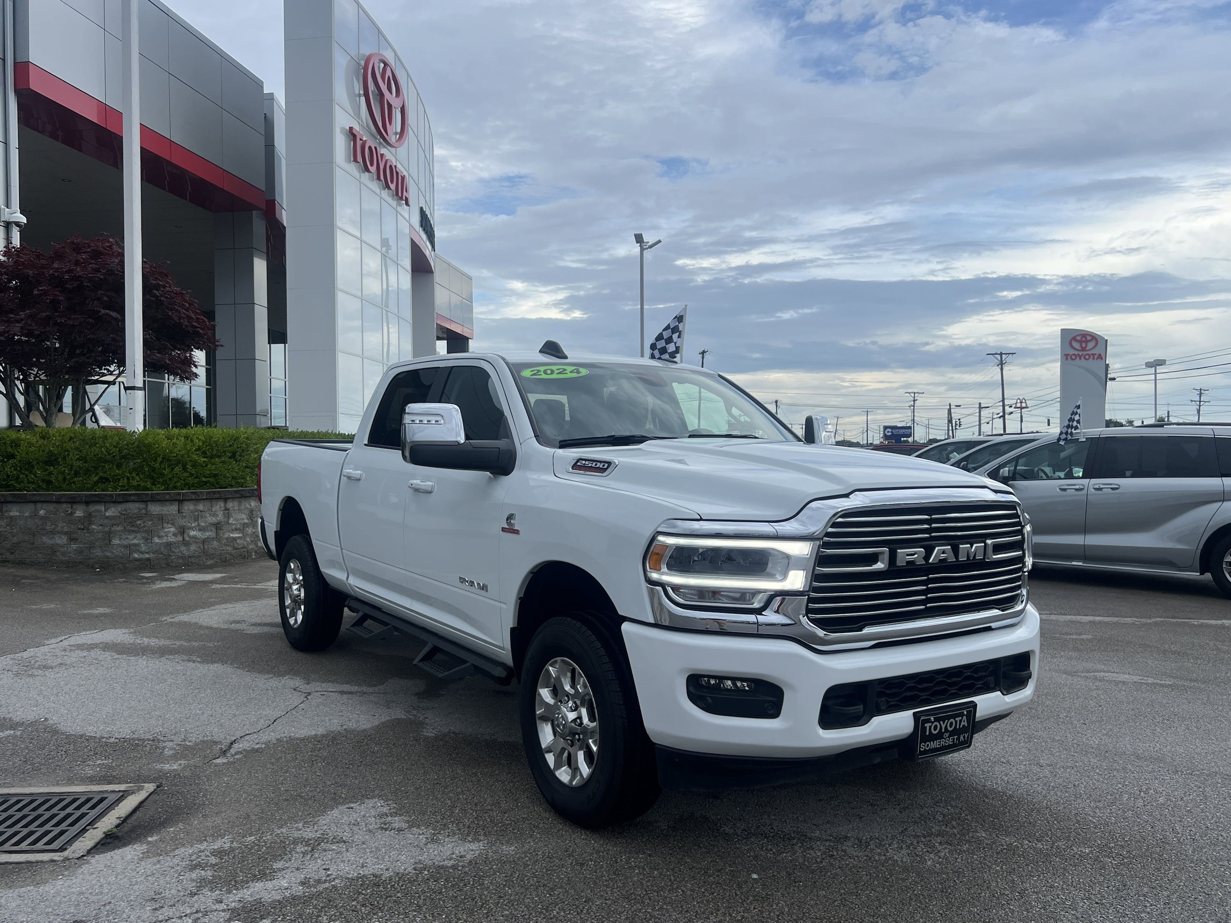 Used 2024 RAM Ram 2500 Pickup Laramie with VIN 3C6UR5FLXRG197636 for sale in Somerset, KY