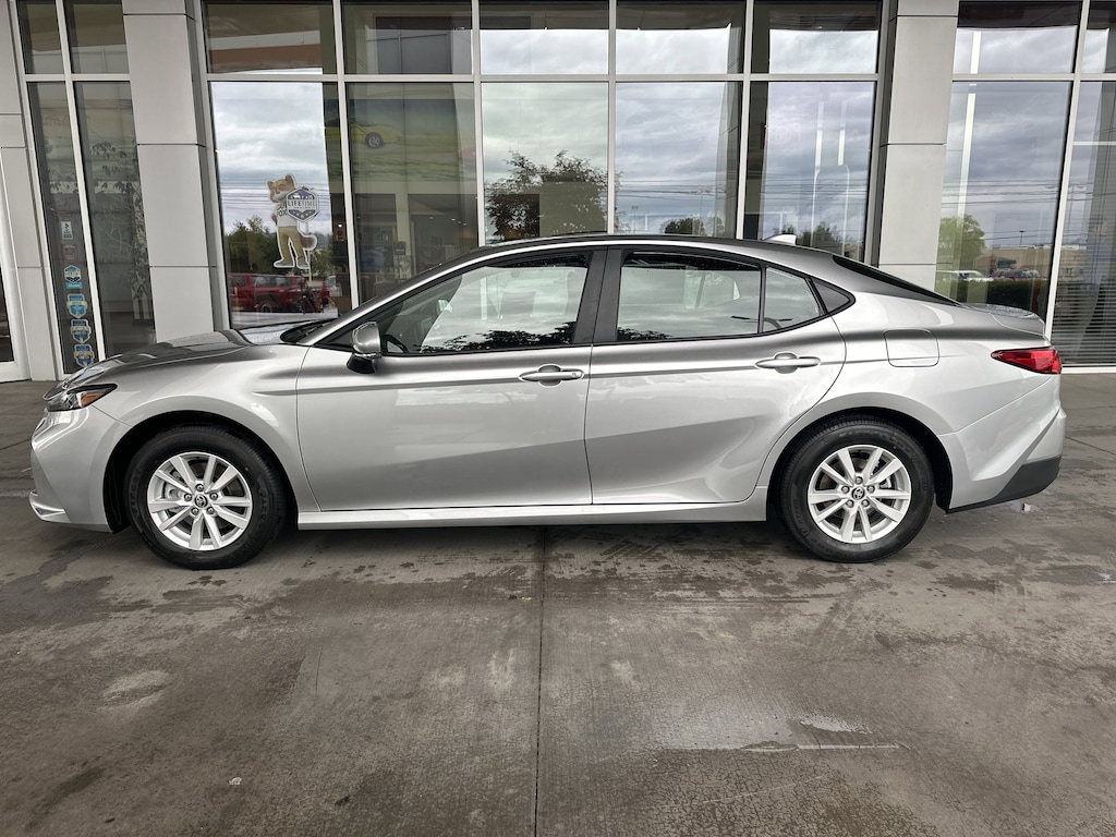 New 2026 Toyota Camry LE Sedan