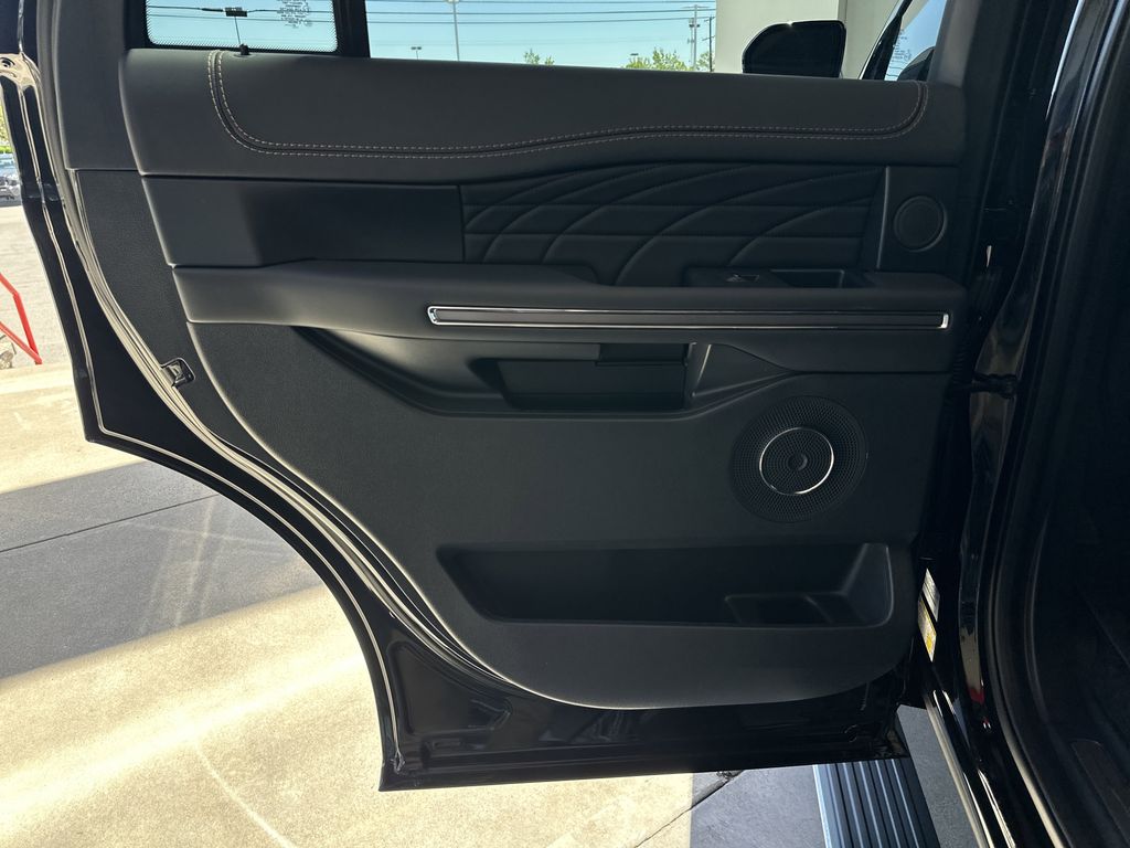 2024 Ford Expedition Platinum - Photo 20