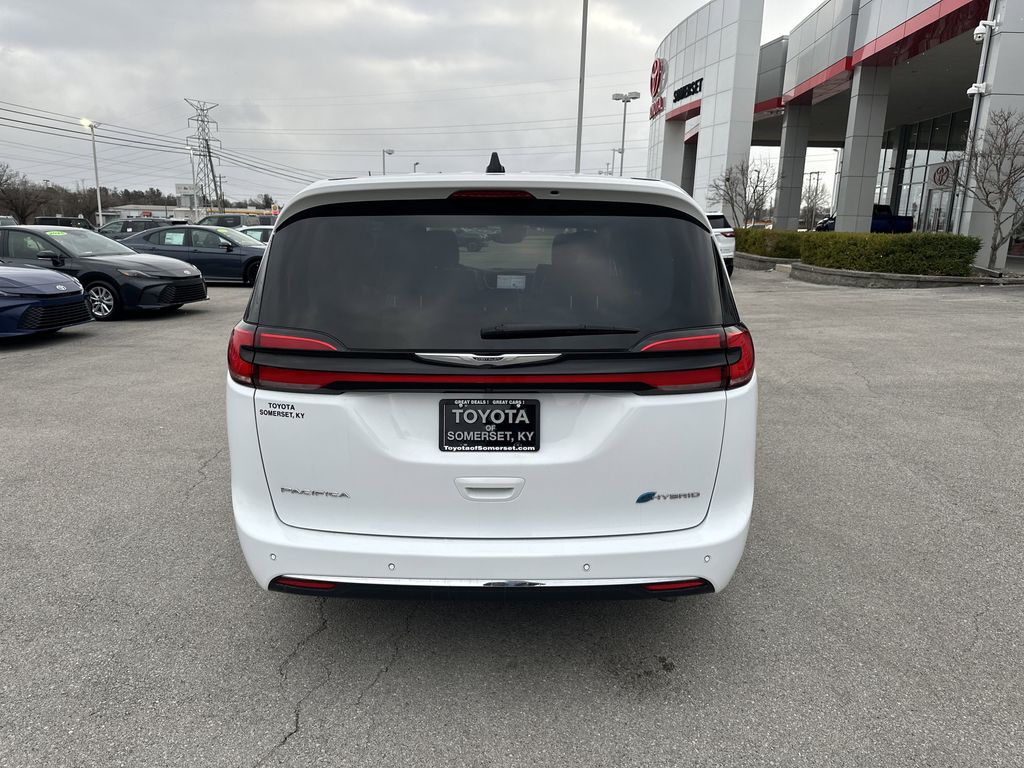 2023 Chrysler Pacifica Hybrid Touring L - Photo 6