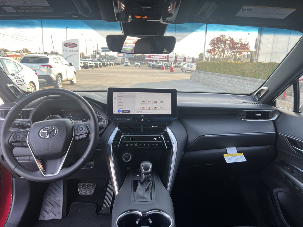 Used 2024 Toyota Venza XLE SUV