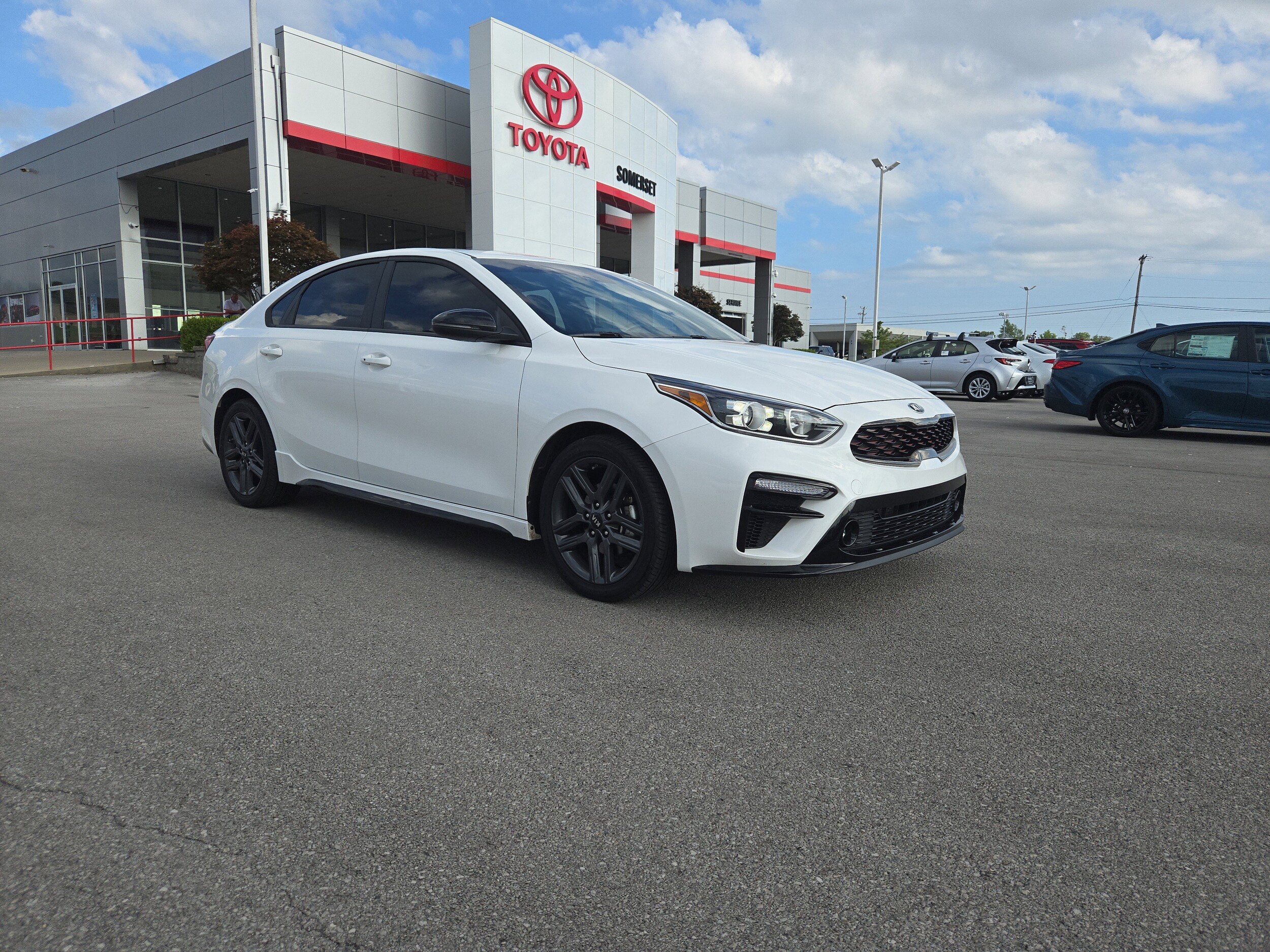 2021 Kia Forte GT-Line photo 2