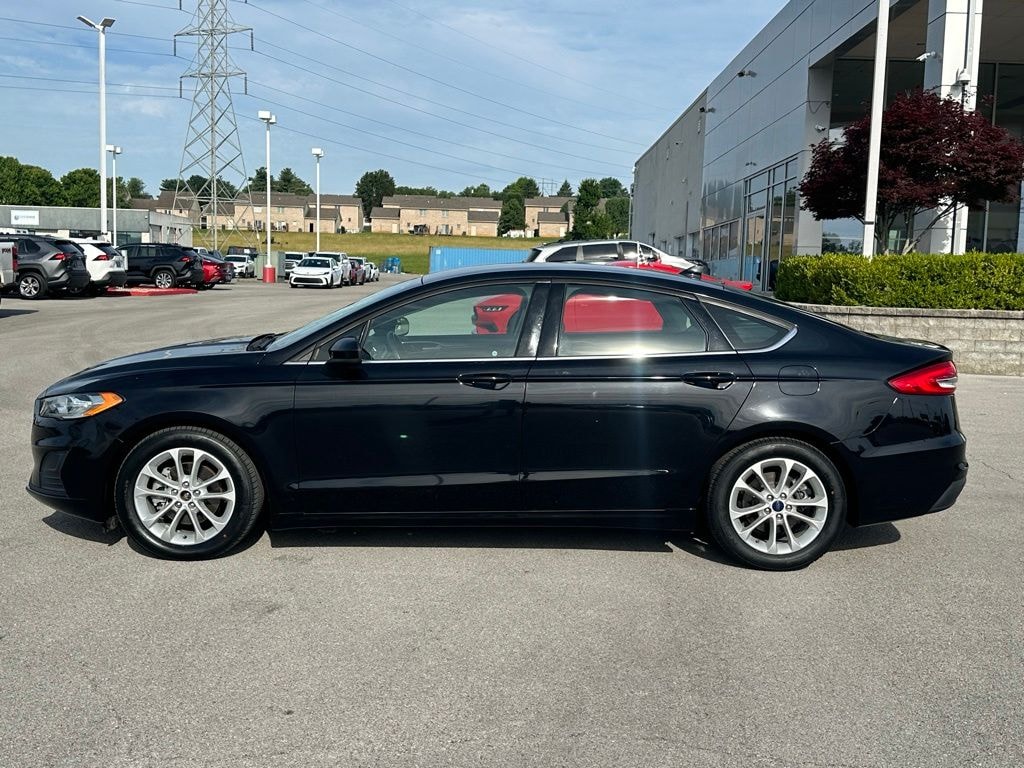 Used 2019 Ford Fusion SE Sedan