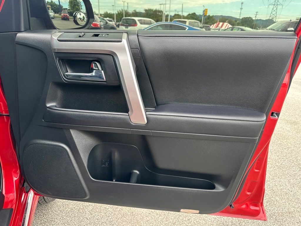 2023 Toyota 4Runner Limited - Photo 12
