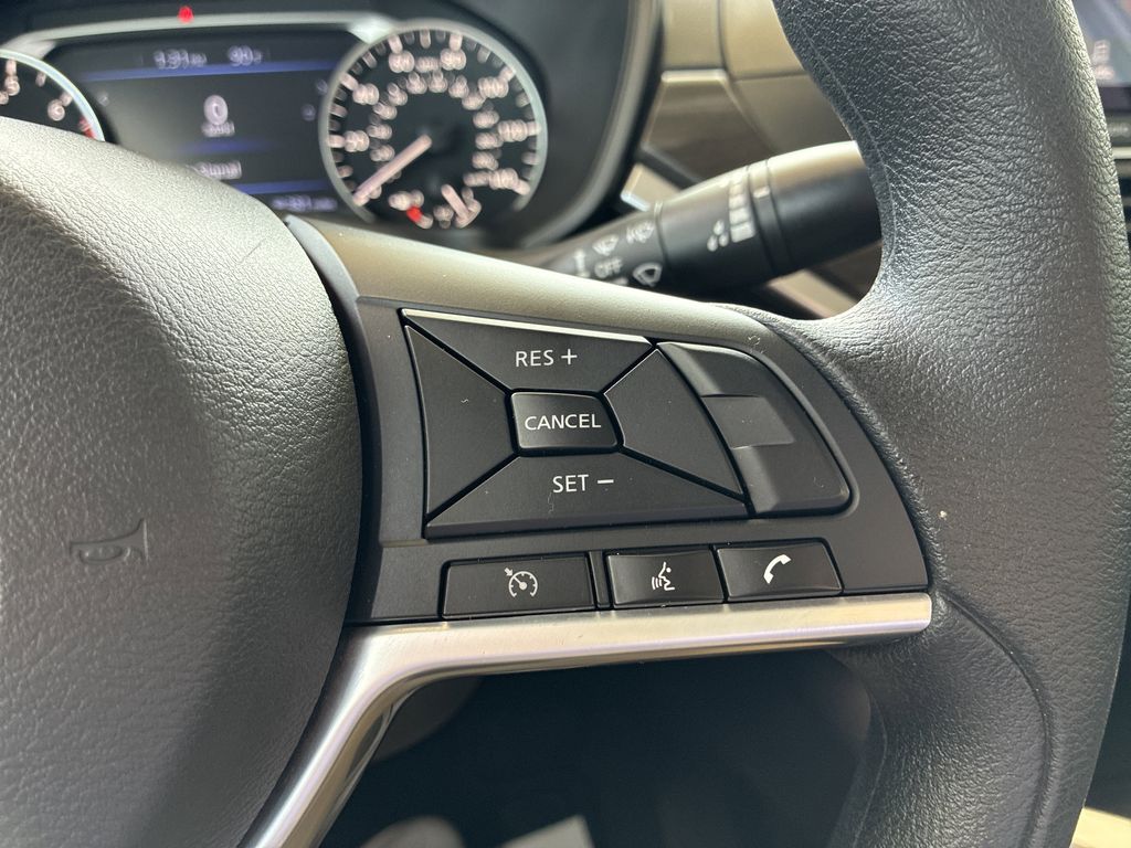 2025 Nissan Altima SV - Photo 15