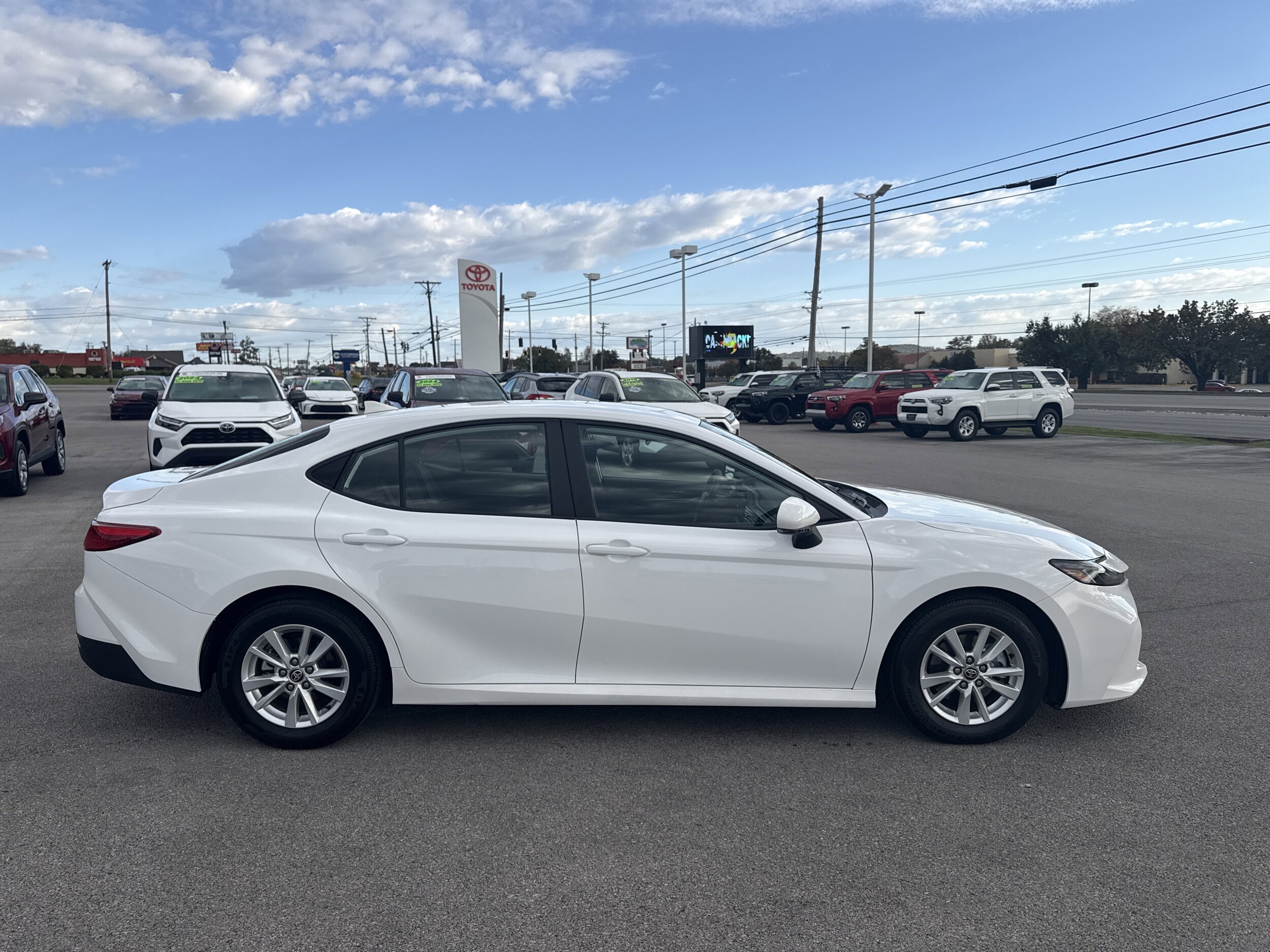 2025 Toyota Camry LE photo 2