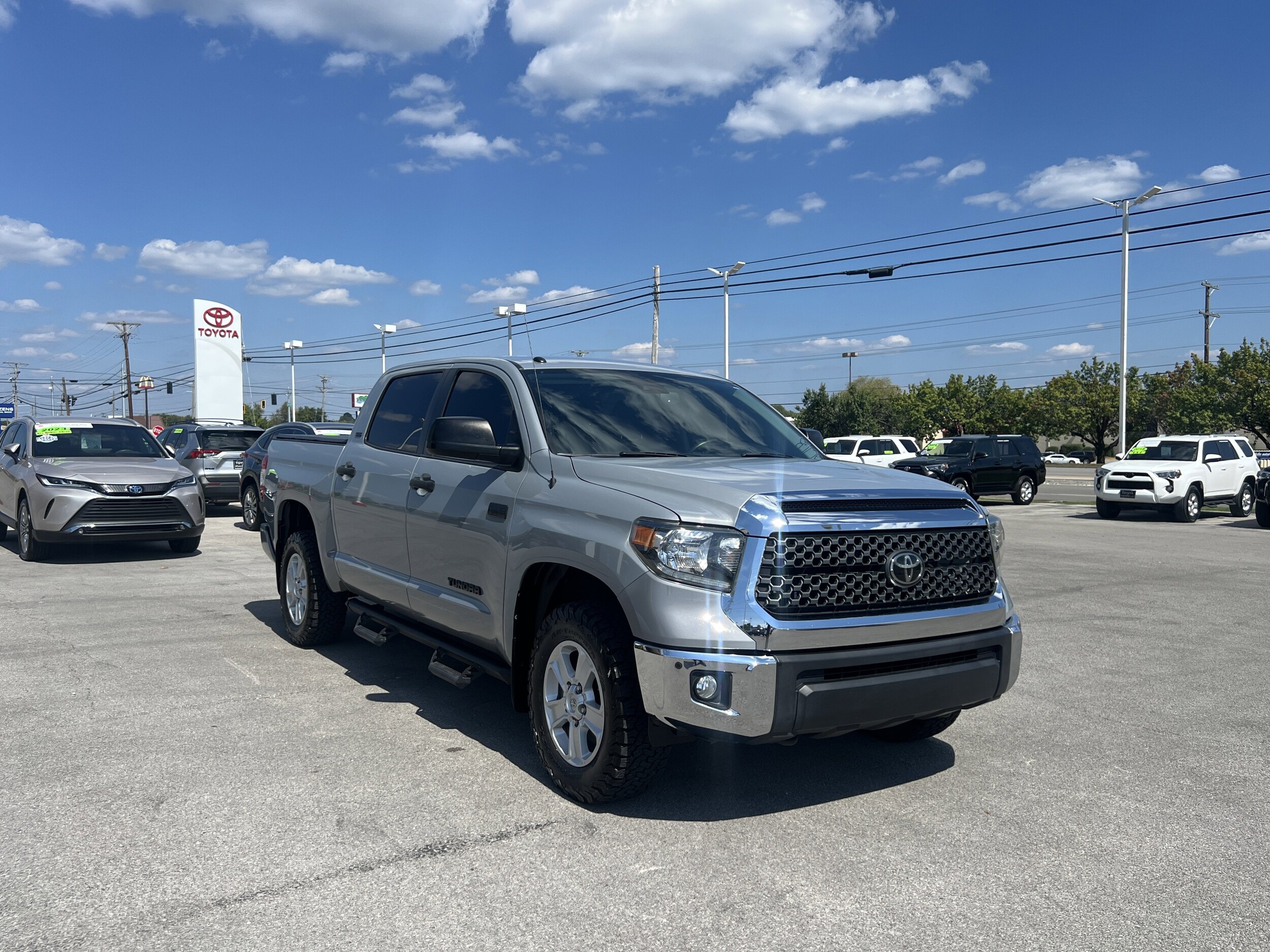 2019 Toyota Tundra SR5 Grade photo 2