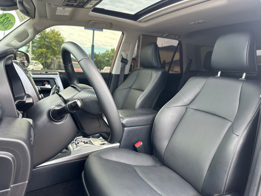 2023 Toyota 4Runner Limited - Photo 9