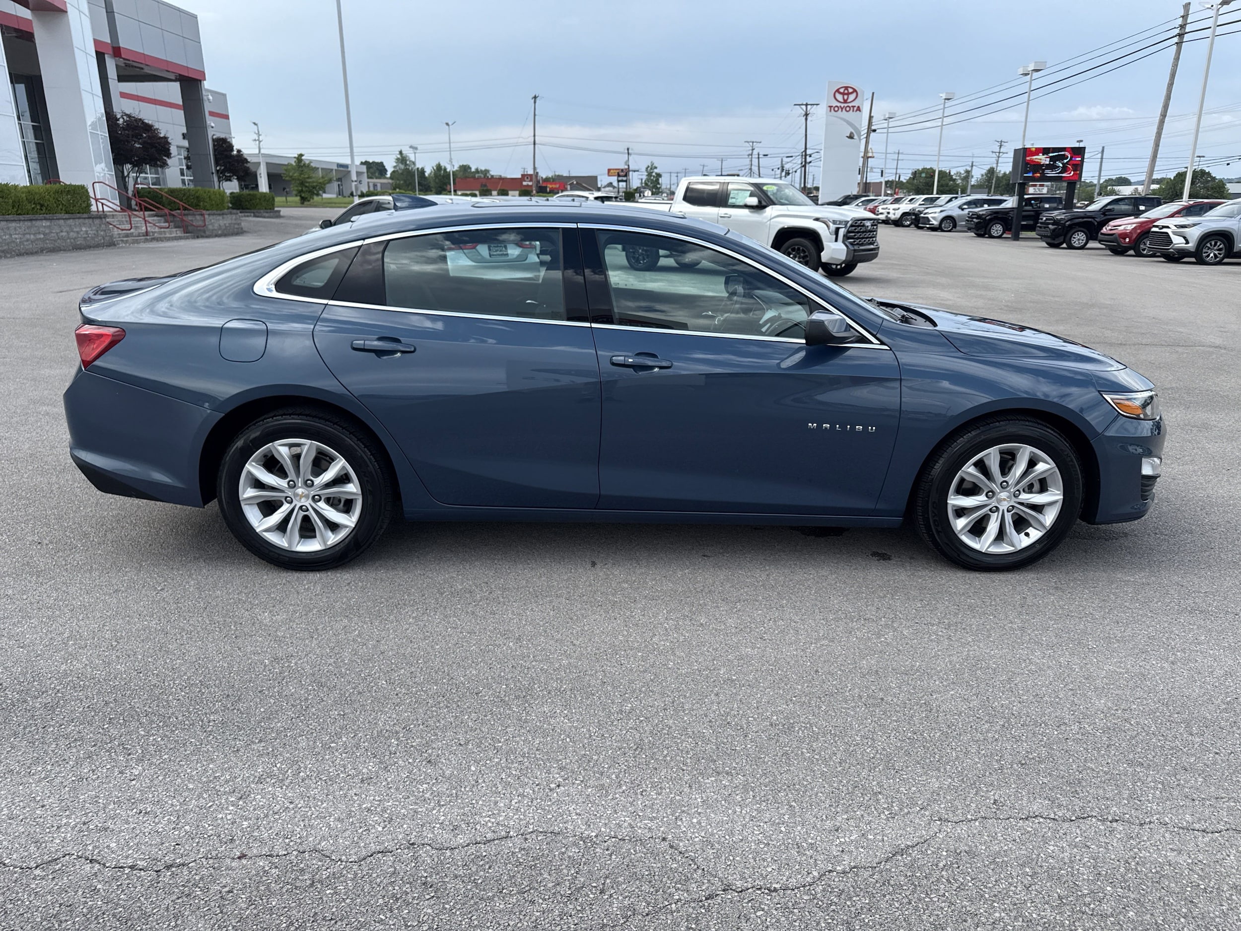 Used 2024 Chevrolet Malibu 1LT with VIN 1G1ZD5STXRF208101 for sale in Somerset, KY