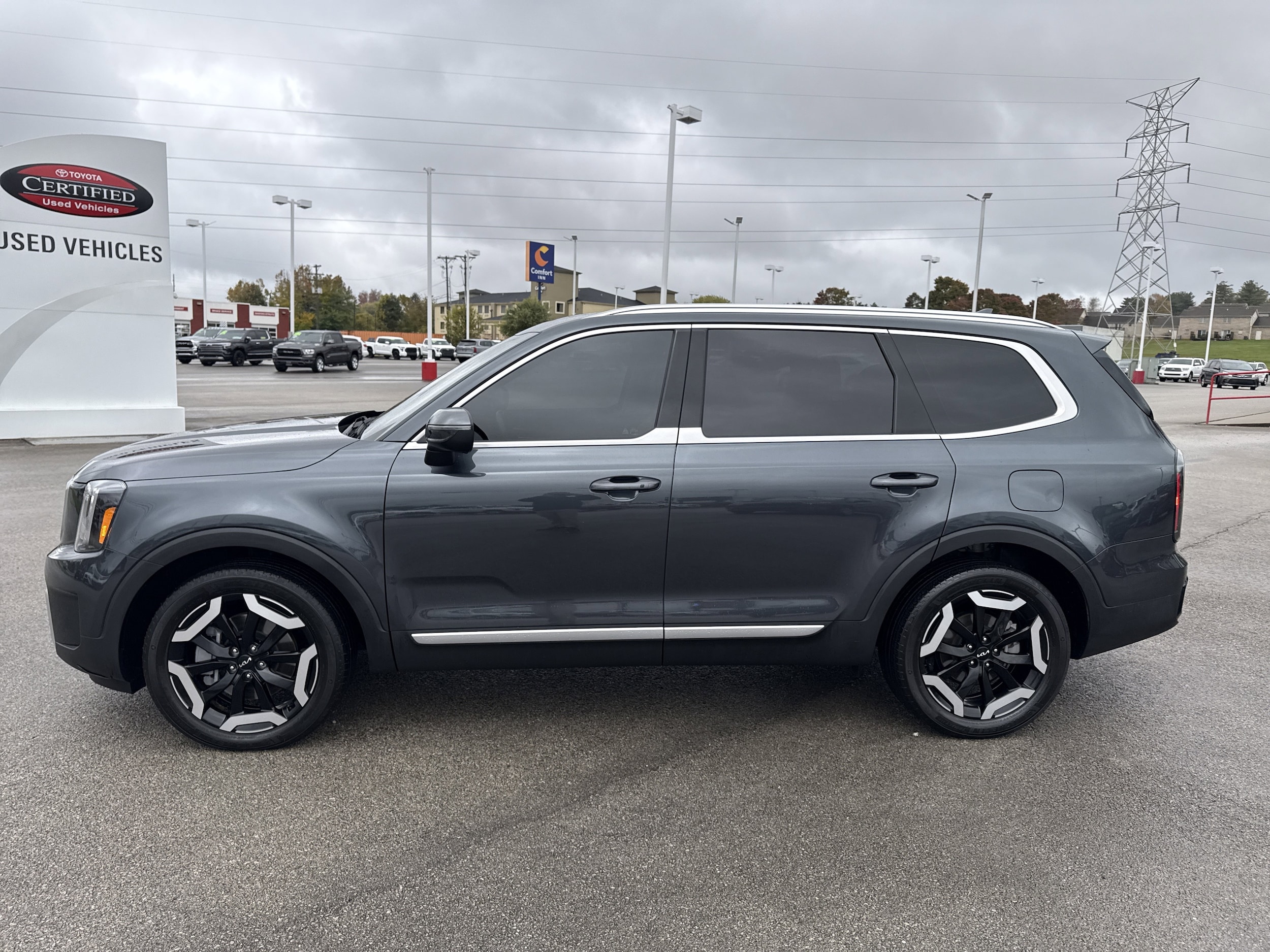 2023 Kia Telluride EX - Photo 6